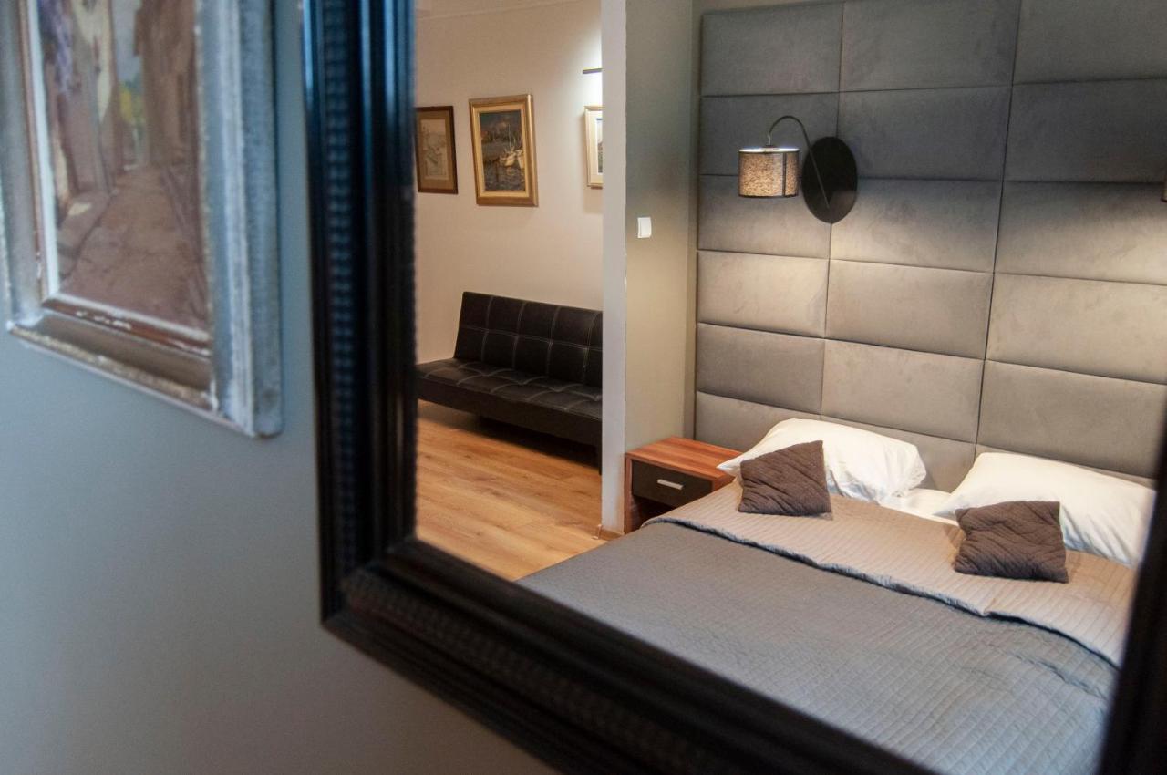Apartamenty Pod Sloncem - Old City クラクフ エクステリア 写真